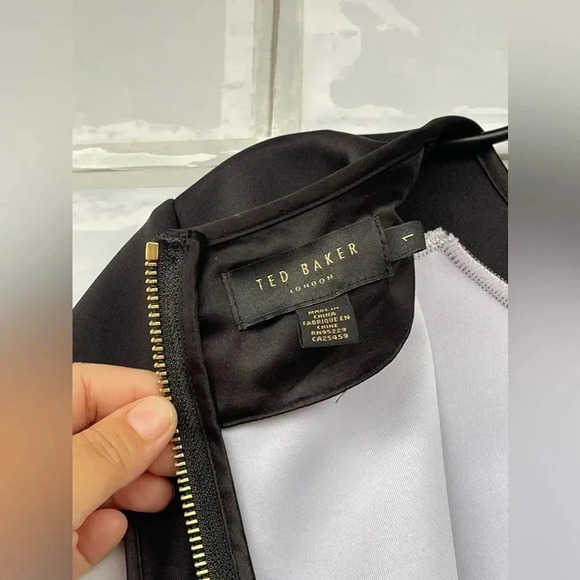 Ted Baker Women Ellika Chameleon Jungle Floral Print Bodycon Dress size 1 small - Picture 7 of 10